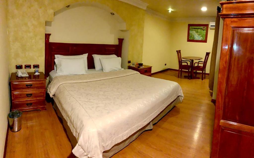 הווהווטננגו Hotel Ruinas Resort מראה חיצוני תמונה