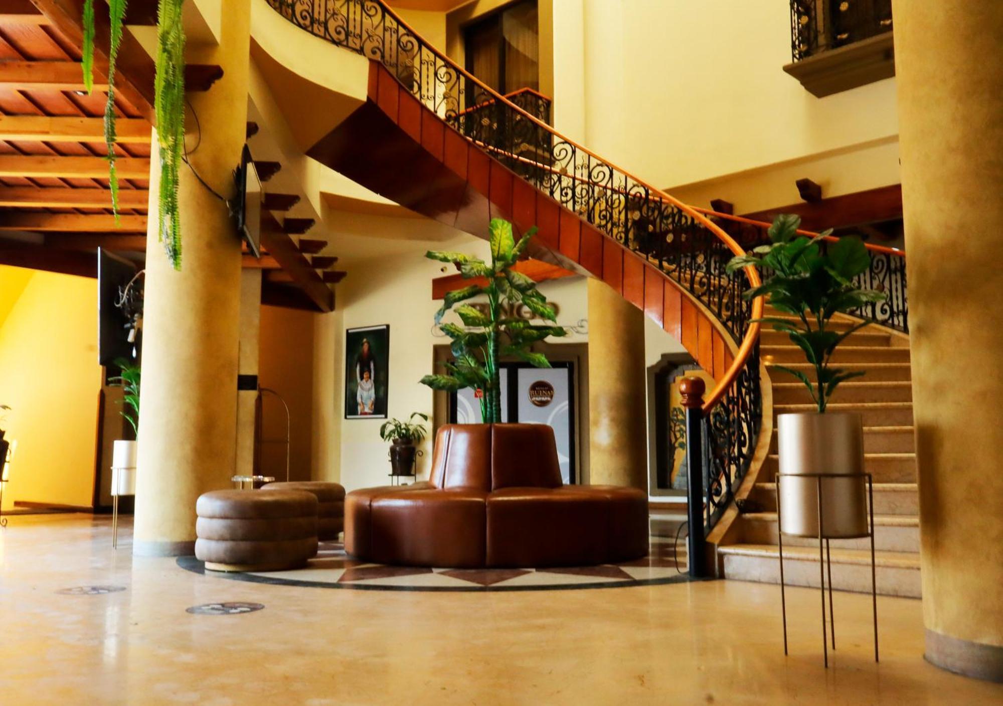הווהווטננגו Hotel Ruinas Resort מראה חיצוני תמונה