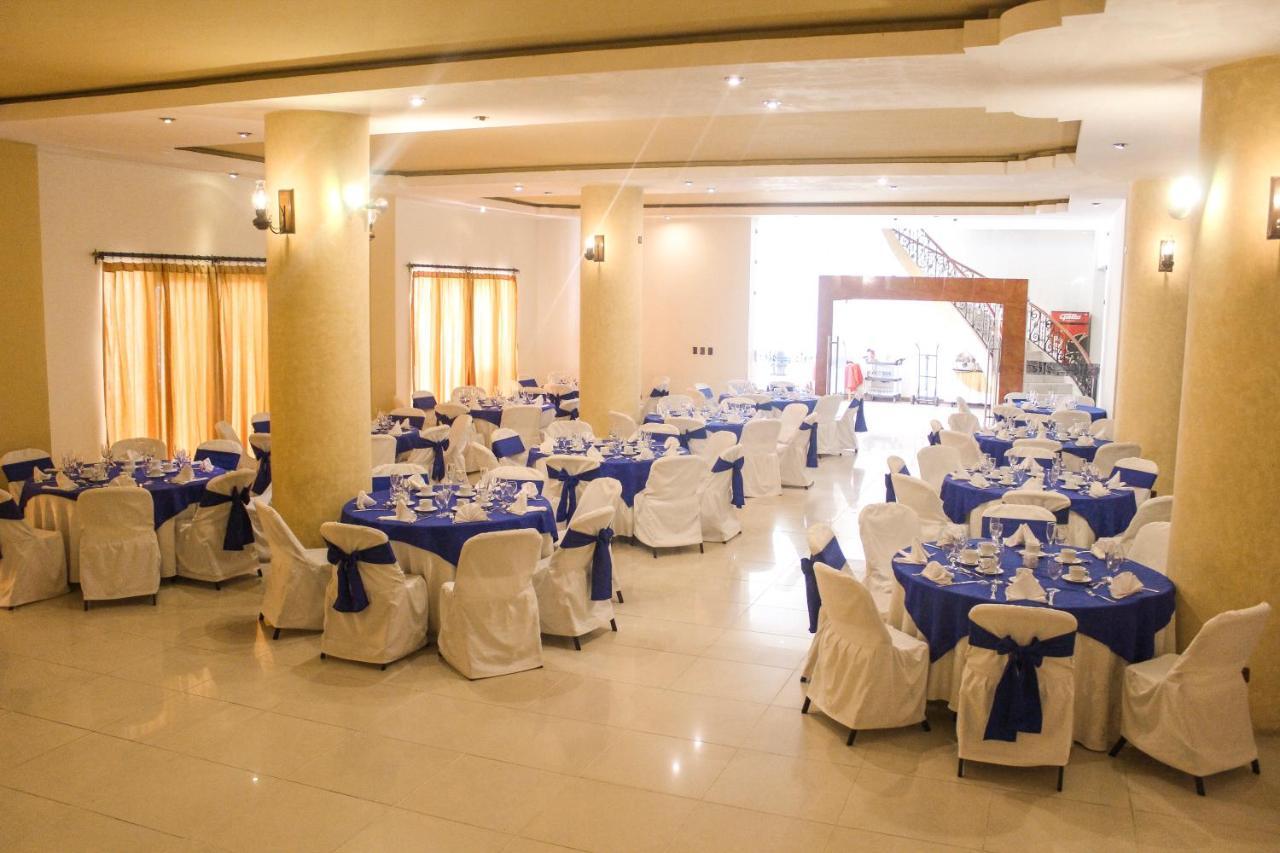 הווהווטננגו Hotel Ruinas Resort מראה חיצוני תמונה